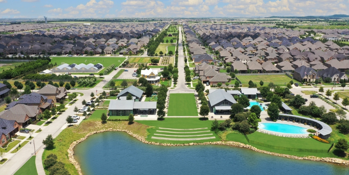 Hillwood is the latest strategically placed housing development in Denton Texas. Learn more with Bobby Franklin and the North Texas market insider.