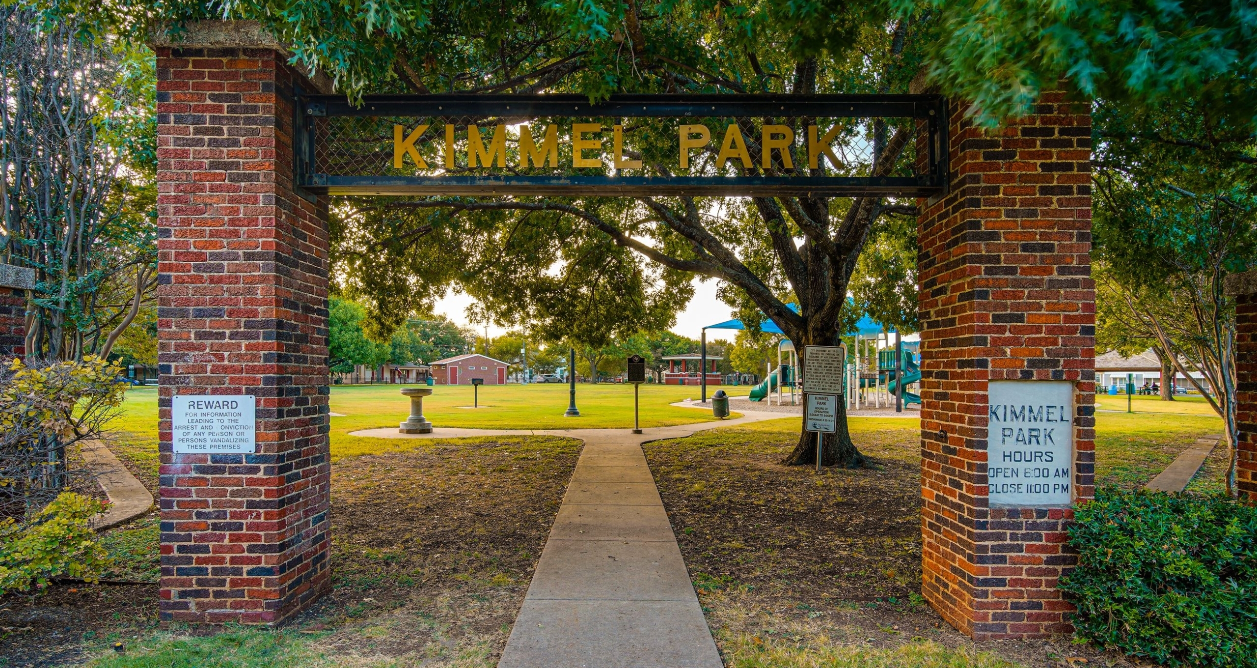 Kimmel Park was once home of the renowned Midlothian Polytechnic Institute. Learn more with Bobby Franklin, the North Texas Market Insider. Bobby Franklin is the best realtor in Waxahachie.